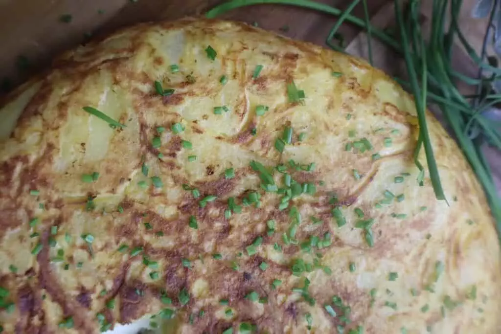 spanish omelette with pancetta abd chives