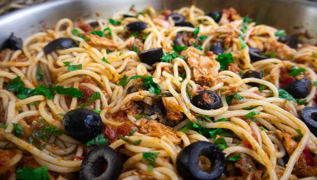 mediterranean tuna pasta